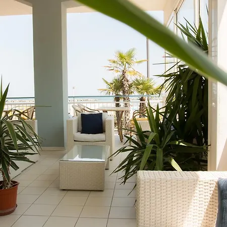 Elios Hotel