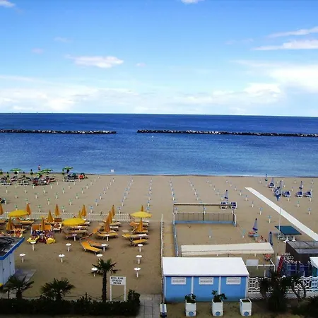 Elios Hotel 3*